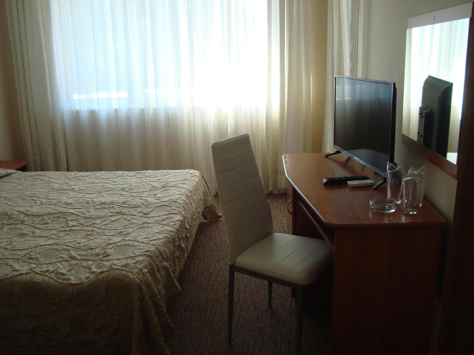 Hotel Astra Ravda ภายนอก รูปภาพ