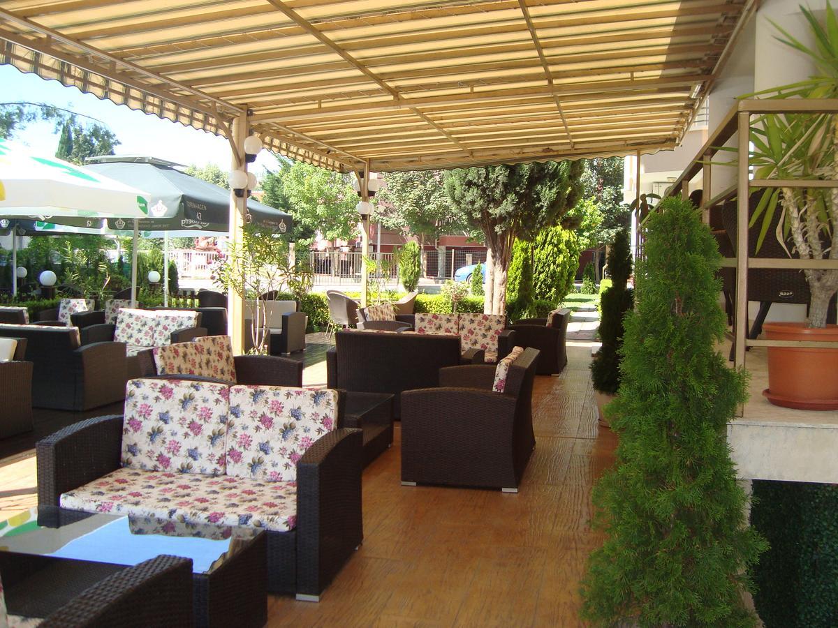 Hotel Astra Ravda ภายนอก รูปภาพ
